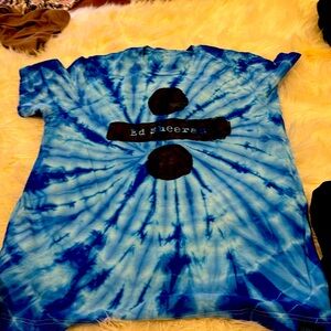 Ed Sheeran T-shirt merch